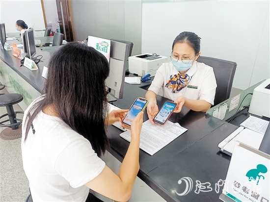 一些市場占有率高的熱門產(chǎn)品受到市民關(guān)注。