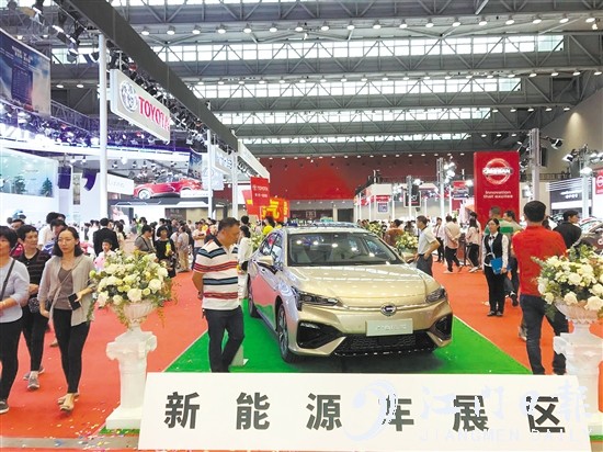 “五一”車展將繼續(xù)設(shè)置新能源汽車展區(qū)。